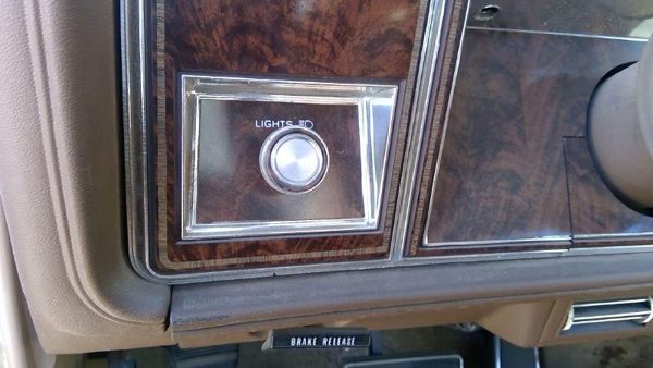 1985 Oldsmobile Delta 88 Misc. Electrical Switch — photo 3