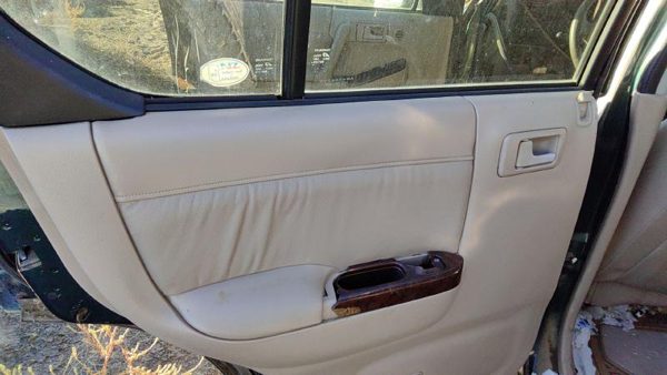 00 Honda Passport Driver Left Rear Door Trim Panel With Switches Back Bge Beige — photo 3