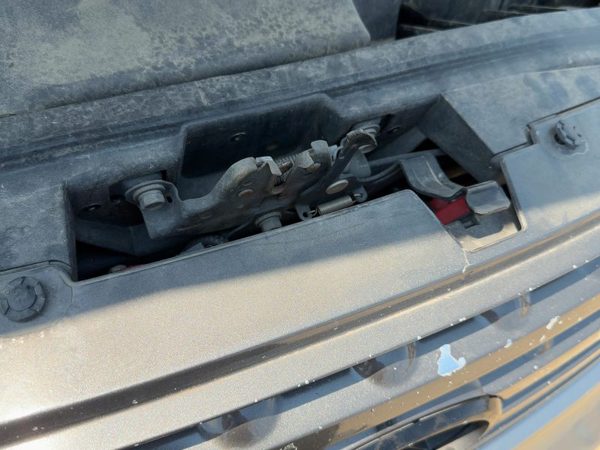 2003-2006 Infinity Fx45 Hood Latch Assembly With Bracket Oem 62500Cg00A — photo 4