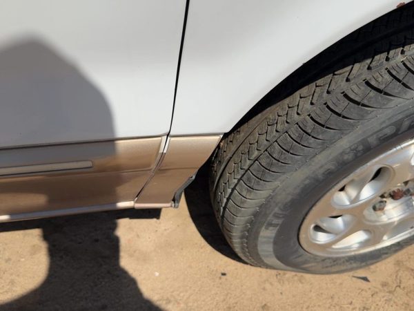 1996-1998 Mercury Villager Passenger Right Moulding From Fender Oem Trim Strip — photo 3