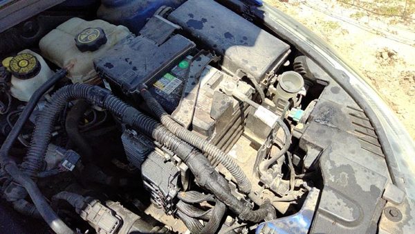 2013 Chevrolet Cruze Battery Tray 1.4L 13346248 — photo 4