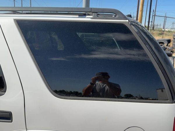 1995-2005 Chevy S10 Blazer Driver Left Rear Quarter Glass Back Side Window OEM — photo 4