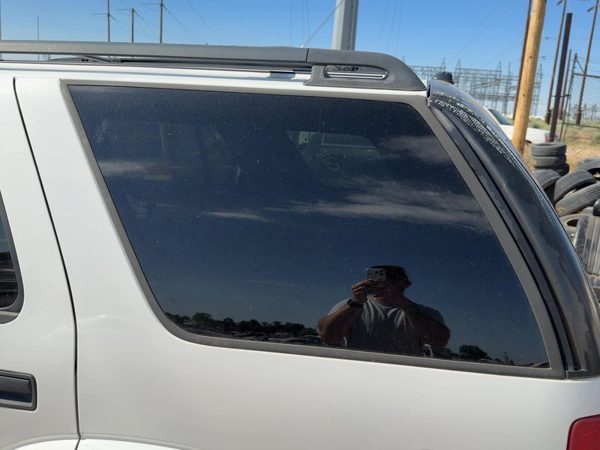 1995-2005 Chevy S10 Blazer Driver Left Rear Quarter Glass Back Side Window OEM — photo 1