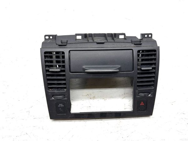 10-12 Nissan Versa Trim Bezel Around Radio Surround Dash Panel Oem Charcoal G — photo 1