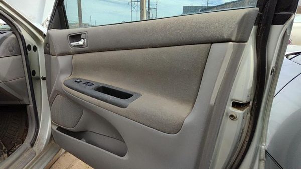 05-06 Toyota Camry Passenger Right Front Door Trim Panel With Switches 95 Stone — photo 5
