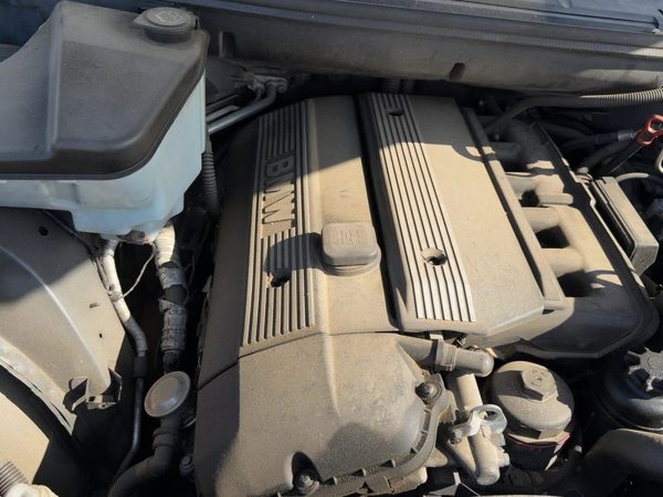2003-2006 Bmw X5 Valve Cover Oem 3.0L Lower E53 11127512839 — photo 3