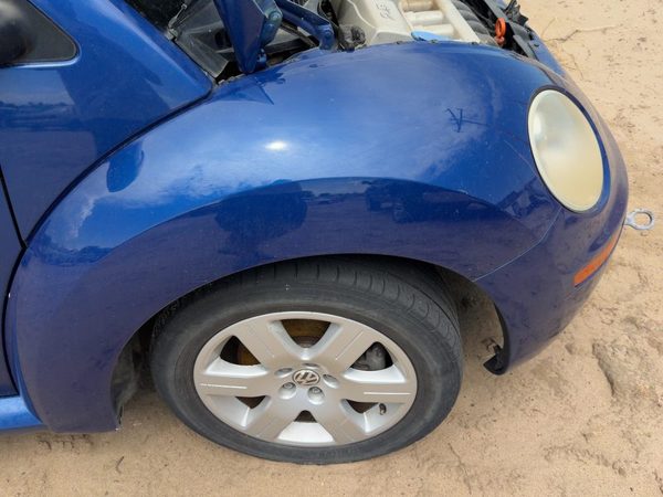 2006-2010 Passenger Right Front Fender Oem 1C0821104Kgru — photo 4