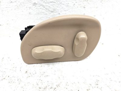03-05 Cts Driver Left Side Power Seat Switch With Trim Panel Oem Neutral 702