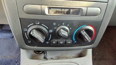 2005-2010 Chevy Cobalt Temperature Control Module In Dash Heater Ac Head Unit