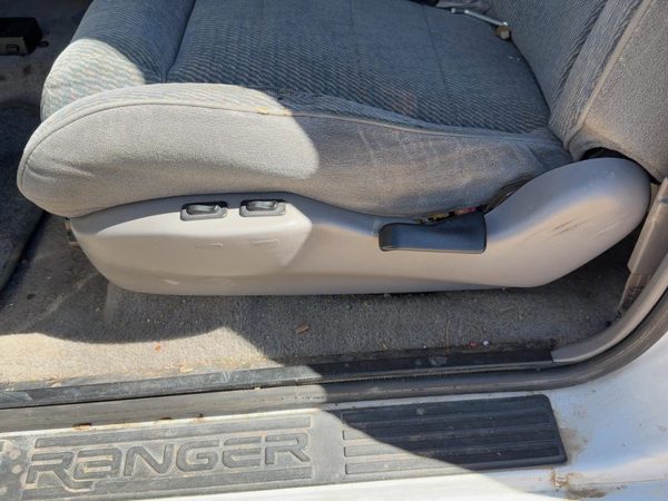 1996 Ford Ranger Seat Track LH Driver Left Side Power Switch With Trim Panel — photo 2
