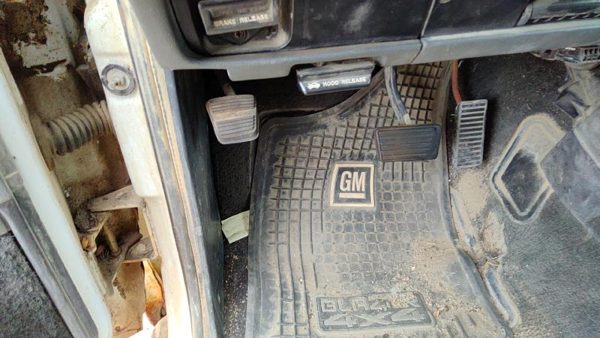 82-94 Chevy S10 Blazer Parking Brake Pedal Assembly Oem Complete Emergency Unit — photo 3