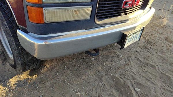 1988-2000 Gmc Sierra 2500 Chrome Front Bumper With Mount Brackets Oem 15680830 — photo 4
