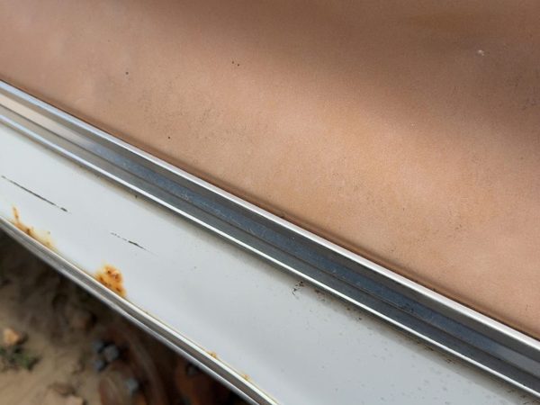 1980 Chevy Pickup 20 Fender Moulding LH — photo 2