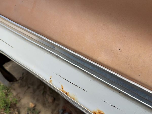 1980 Chevy Pickup 20 Fender Moulding LH — photo 4