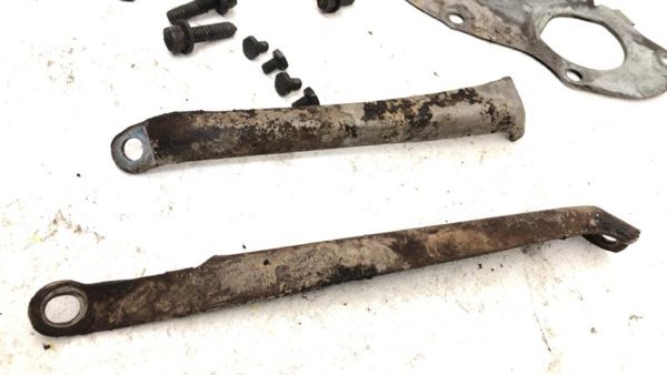 84-93 Dodge Ram W250 Bellhousing Bolts And Dust Sheild Auto Trans Oem — photo 7