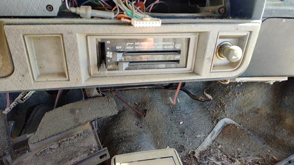 1985 Pontiac Sunbird Temperature Control Module In Dash Heater Ac Head Unit Oem — photo 1