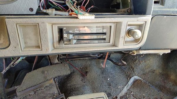 1985 Pontiac Sunbird Temperature Control Module In Dash Heater Ac Head Unit Oem — photo 3