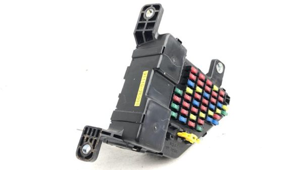 2005-2009 Hyundai Tucson Cabin Fuse Box Oem Dash Power Panel 91110-2E001 — photo 2