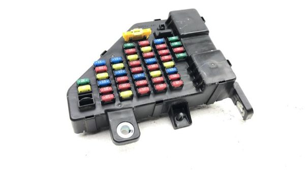 2005-2009 Hyundai Tucson Cabin Fuse Box Oem Dash Power Panel 91110-2E001 — photo 5