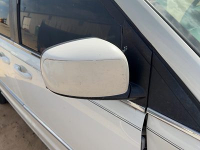 08-10 Town & Country Passenger Right Power Side Mirror Door Mounted White Pw1