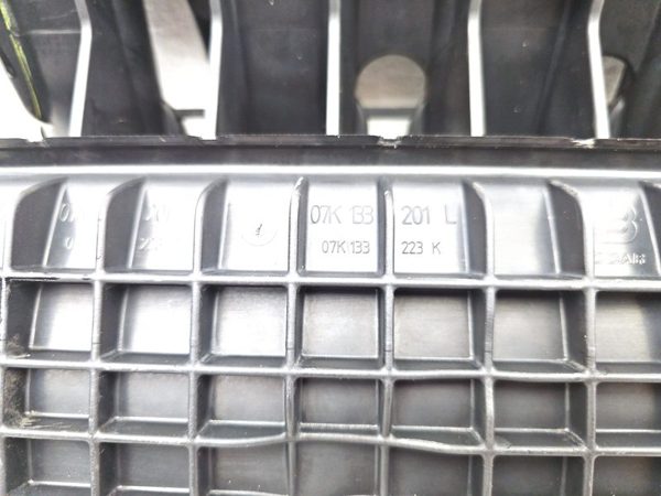 2012-2014 Vw Passat Intake Manifold Oem 2.5L 07K133201M — photo 12