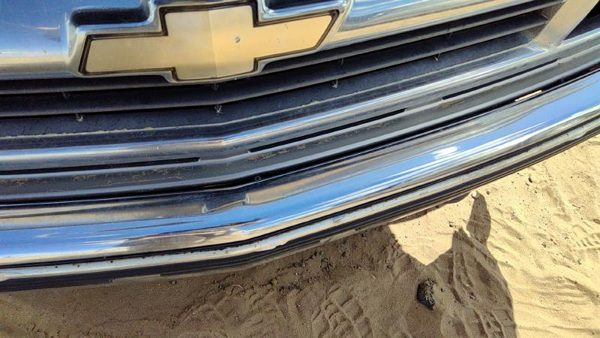 1999 Suburban 1500 Grille Chevy Pewter 11Lstrip — photo 6