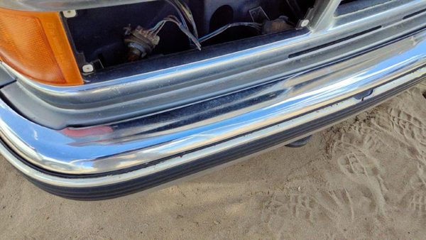 1999 Suburban 1500 Grille Chevy Pewter 11Lstrip — photo 3