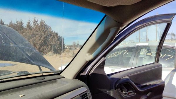 03-04 Grand Cherokee Passenger Right A Pillar Trim Windshield Post Panel Gray Dv — photo 3