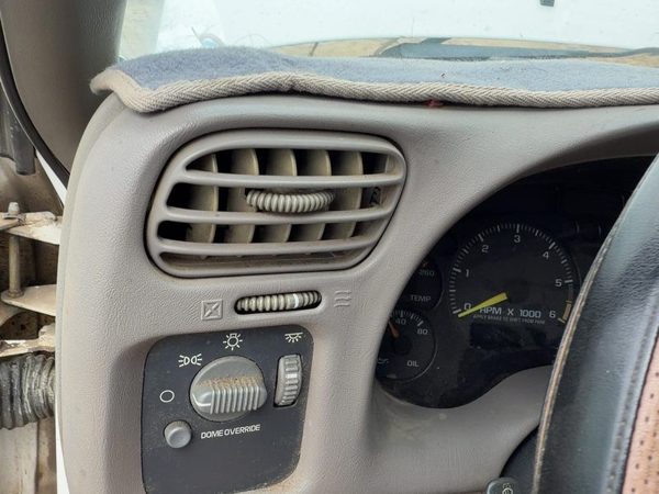 98 S10 Blazer Trim Bezel Around Speedometer Oem Dash Surround Panel Gray 92H — photo 3