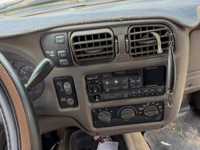 98 S10 Blazer Trim Bezel Around Speedometer Oem Dash Surround Panel Gray 92H