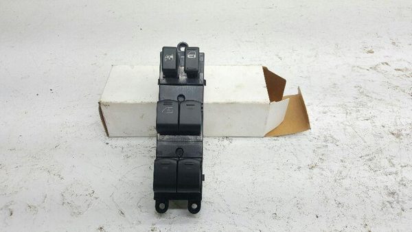 2005-2006 Nissan Xterra Driver Front Door Switch Driver's Lock And Window — photo 1
