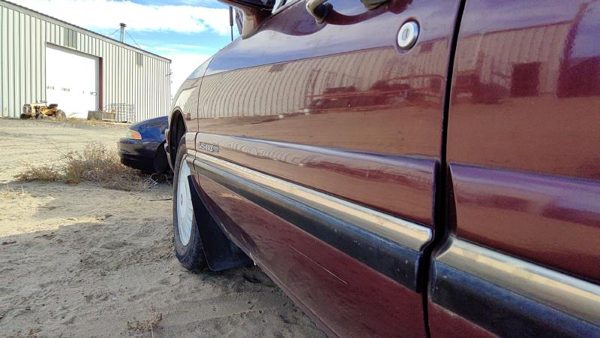 1998 Buick LeSabre Front Door LH 51B Bordeaux Red 25667377 — photo 6