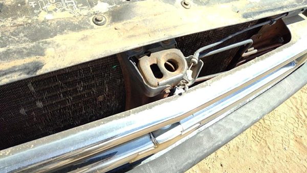 1991-1994 Chevy S10 Blazer Hood Latch Assembly With Bracket Oem 15953279 — photo 1