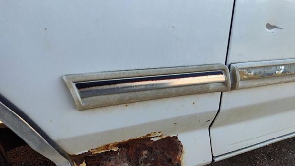 1992-1996 Ford F150 Driver Left Moulding From Fender Oem Trim Strip — photo 3