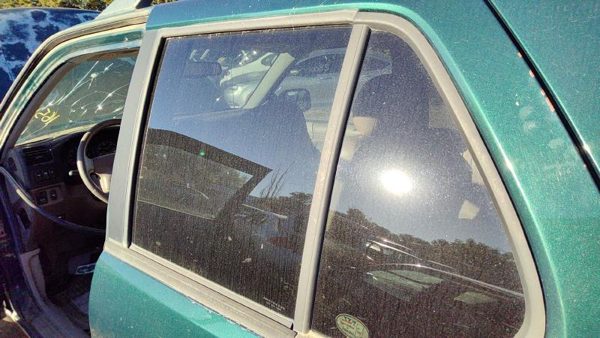 1998-2002 Honda Passport Driver Left Rear Side Window Door Glass Oem Back — photo 2