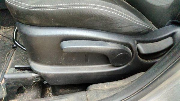 14-19 Kia Soul Driver Left Side Seat Trim Panel Oem Black Eq — photo 3
