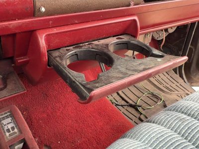 92-94 Chevy Silverado 1500 Slide Out Dash Mounted Cup Holder Assembly Oem Red