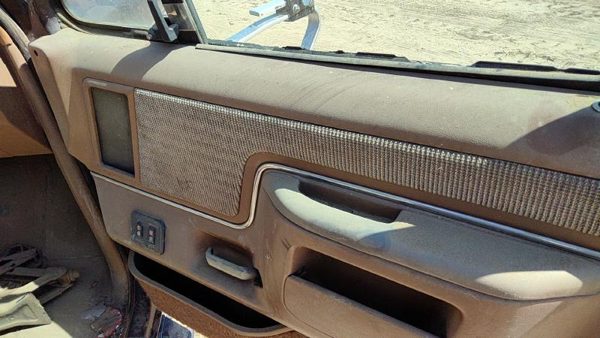 87-91 Ford F150 Passenger Right Front Inside Door Trim Panel With Switches Tan — photo 3