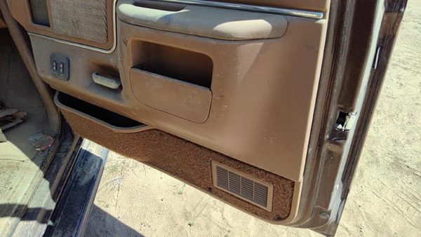 87-91 Ford F150 Passenger Right Front Inside Door Trim Panel With Switches Tan — photo 8