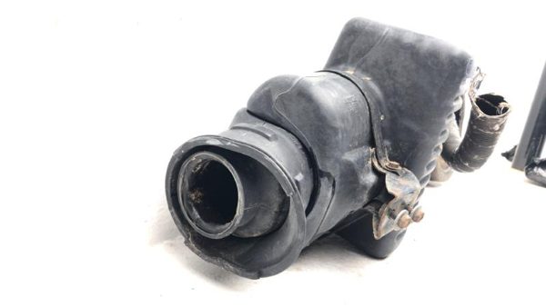 94-95 Silverado 1500 Complete Cleaner Filter Box Housing With Tube 4.3L — photo 11