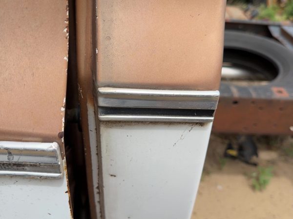 1975-1980 Chevy Silverado C20 Driver Left Rear Moulding On Upper Cab Corner Oem — photo 5