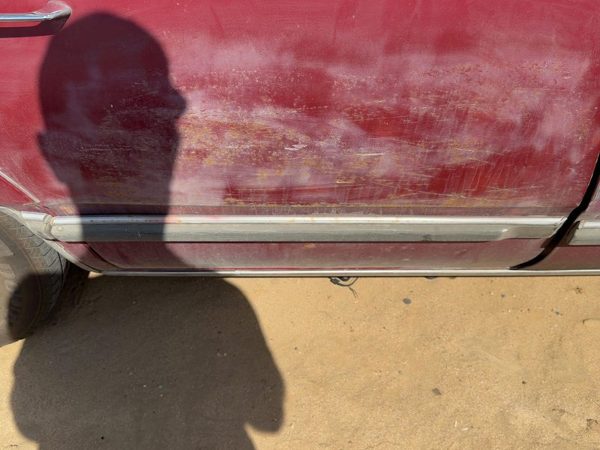 1986-1988 Olds 88 Passenger Right Rear Moulding From Door Oem Back Trim Strip — photo 1