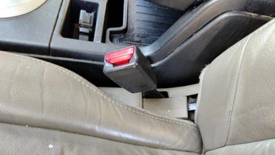 2004 Mitsubishi Endeavor Driver Left Front Seat Belt Buckle Oem 02q Sand Blast
