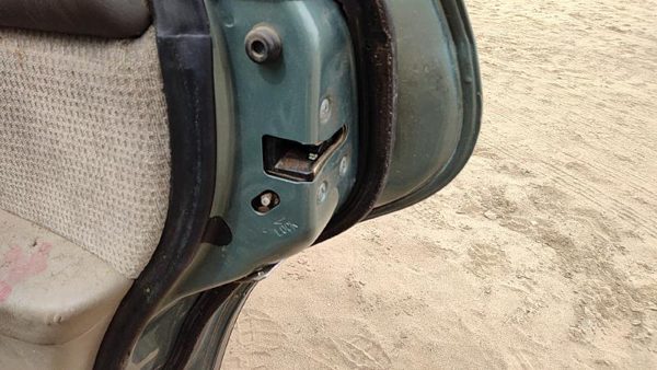 2000-04 Legacy Outback Passenger Right Rear Door Latch With Rods/Cables Oem Back — photo 2