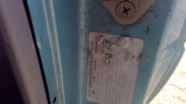 1992 Chevy Geo Metro — vehicle photo 4