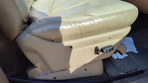 98 Town Country Passenger Right Side Power Seat Switch With Trim Panel K5 Camel — photo 1