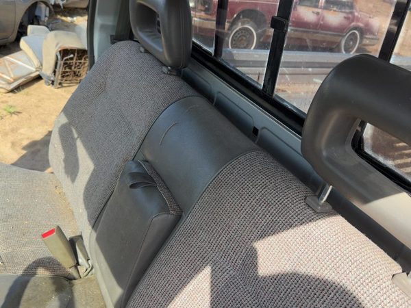 1988-1995 Isuzu Pup Front Seat Assembly Oem Bench Complete Gray — photo 3