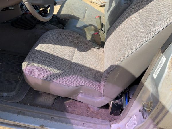 1988-1995 Isuzu Pup Front Seat Assembly Oem Bench Complete Gray — photo 9