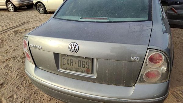 2002 Volkswagen Passat Trunk/decklid/hatch/tailgate Silver — photo 2