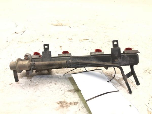 1998-2001 Suzuki Swift complete fuel Rail Assembly with Injectors OEM 1.3L — photo 12